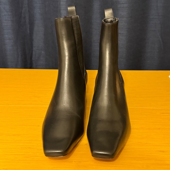 REFORMATION Roberta Snip-Toe Kitten-Heel Boots - Picture 5 of 7